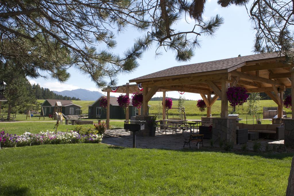 Black Elk Resort Хил Сити Екстериор снимка