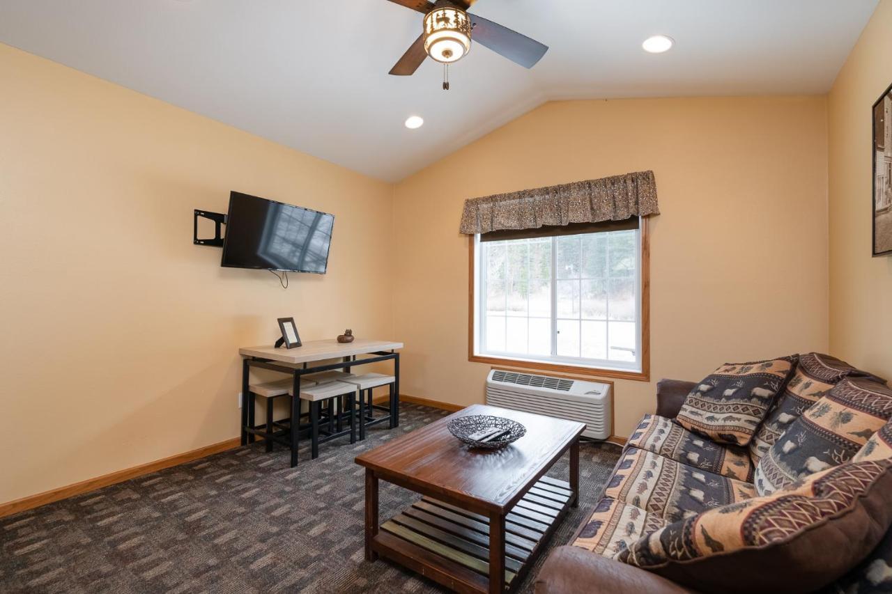 Black Elk Resort Хил Сити Екстериор снимка