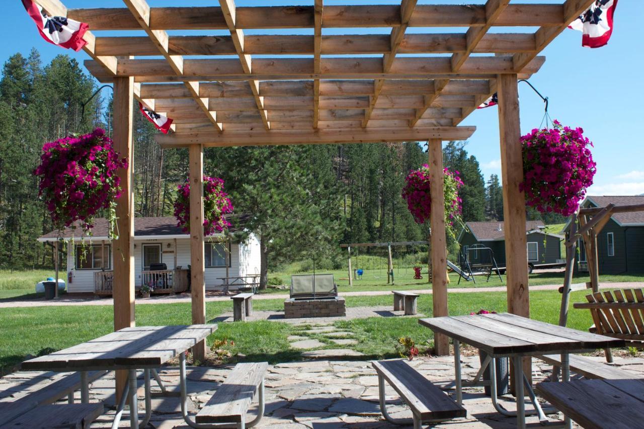 Black Elk Resort Хил Сити Екстериор снимка